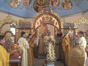 Vladyka Daniel celebrates the Divine Liturgy at St. Sophia Seminary